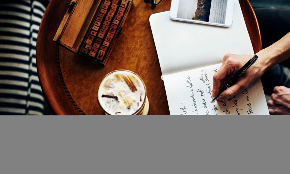 The Complete Guide to Poem Topics: Finding Inspiration, Targeting Niche Keywords, and Writing Poetry That Resonates