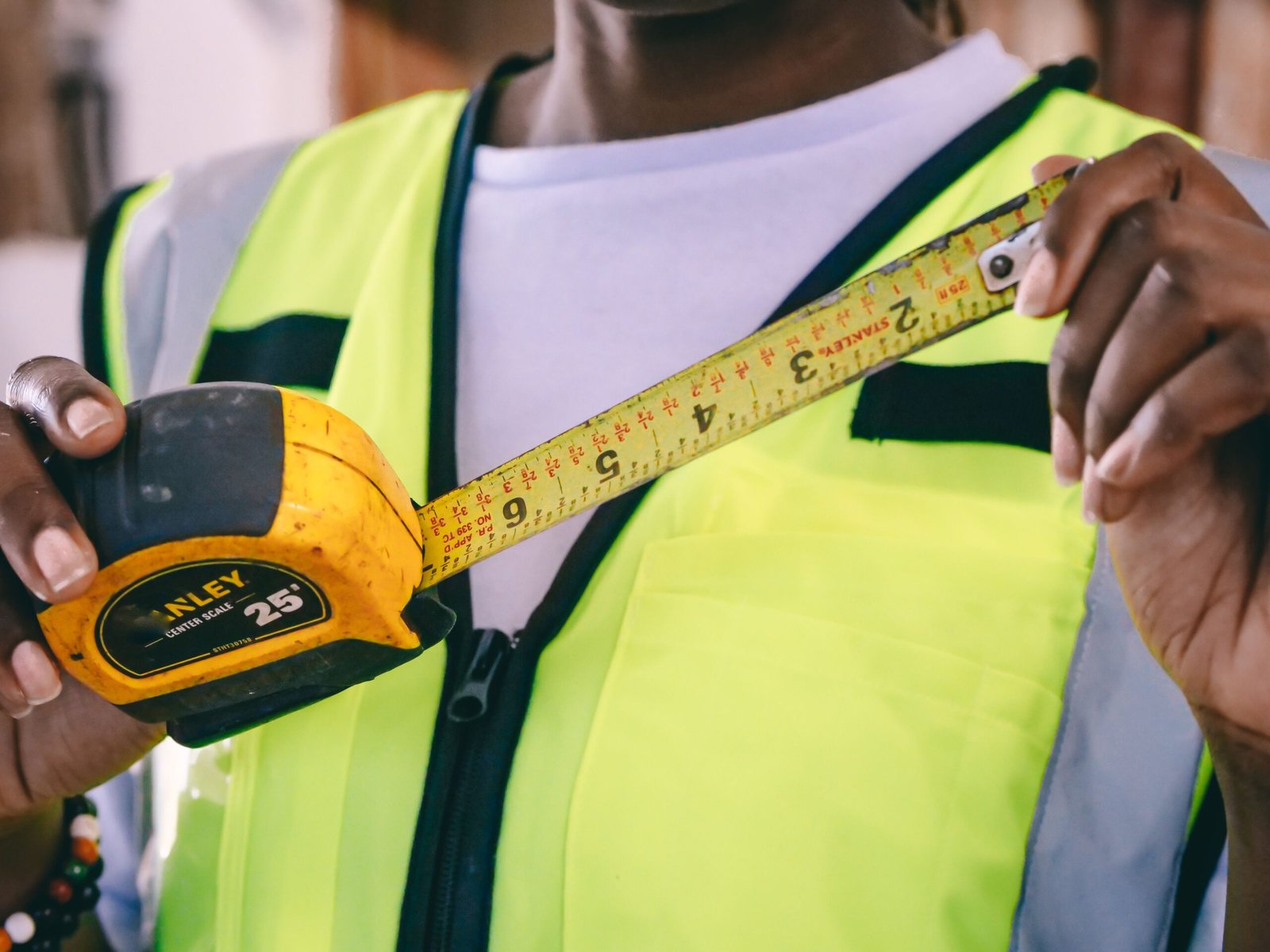 Understanding measuring tape 5/8 is much easier once you know how fractional-inch markings work. The key point is that 5/8 inch.